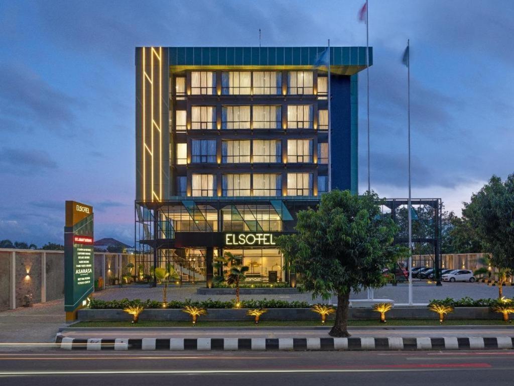 Elsotel Purwokerto By Daphna Management Bagian luar foto